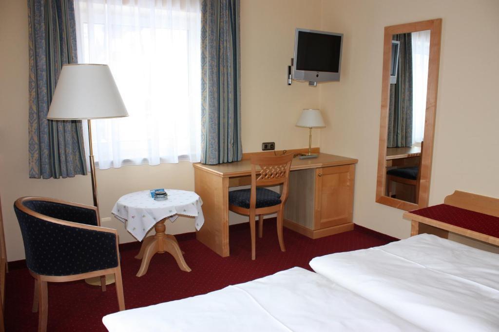 Hotel Tauernblick - Thermenhotels Gastein バート・ホーフガシュタイン 部屋 写真